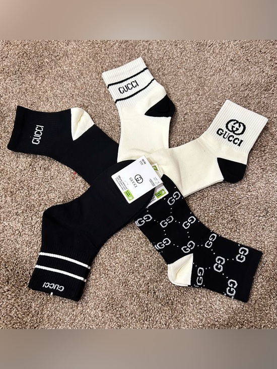 Fashion Accessories - Fashion GG Black & White Logo Crew Sock - Choose 1